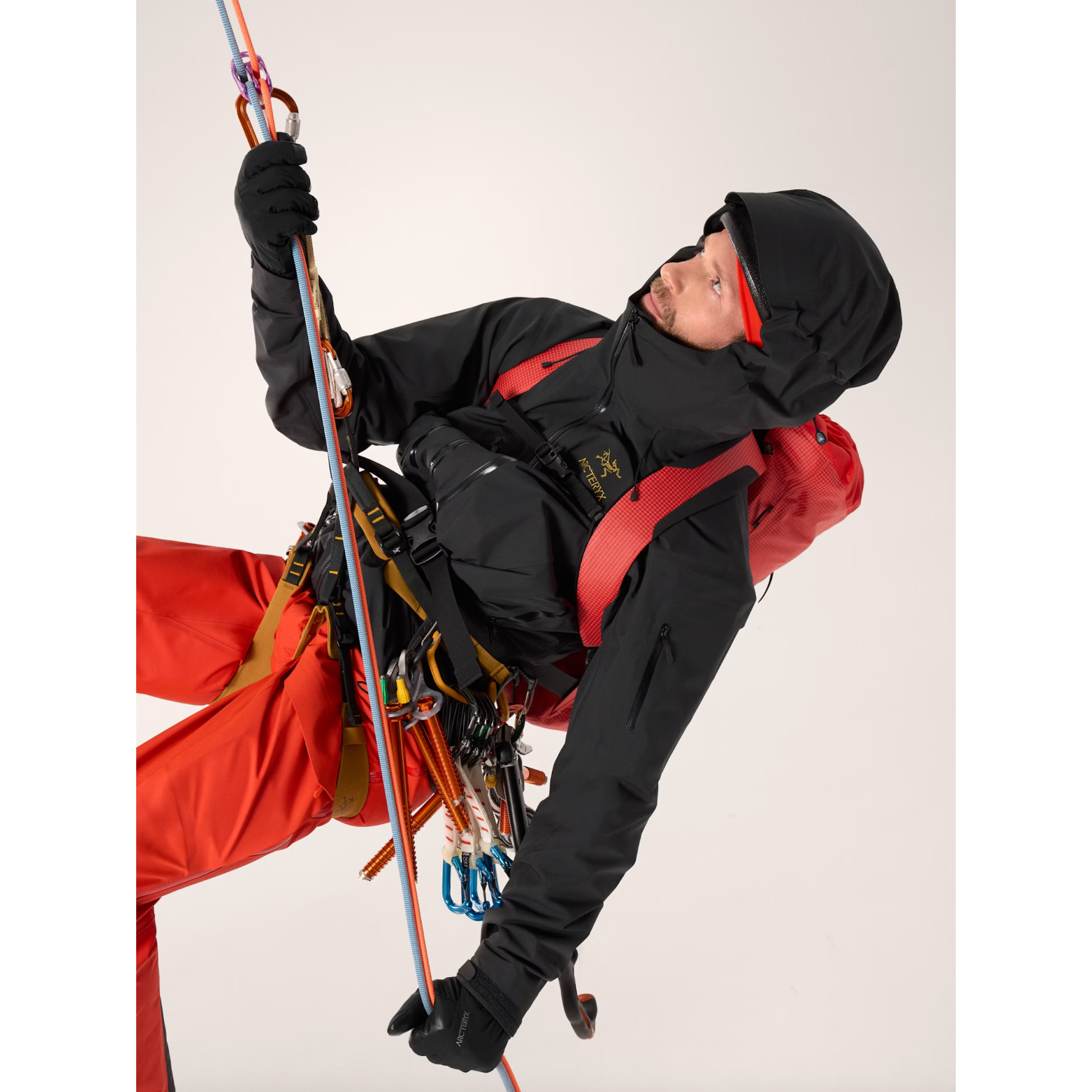 Arc'teryx Men's Alpha SV Jacket - Image 2
