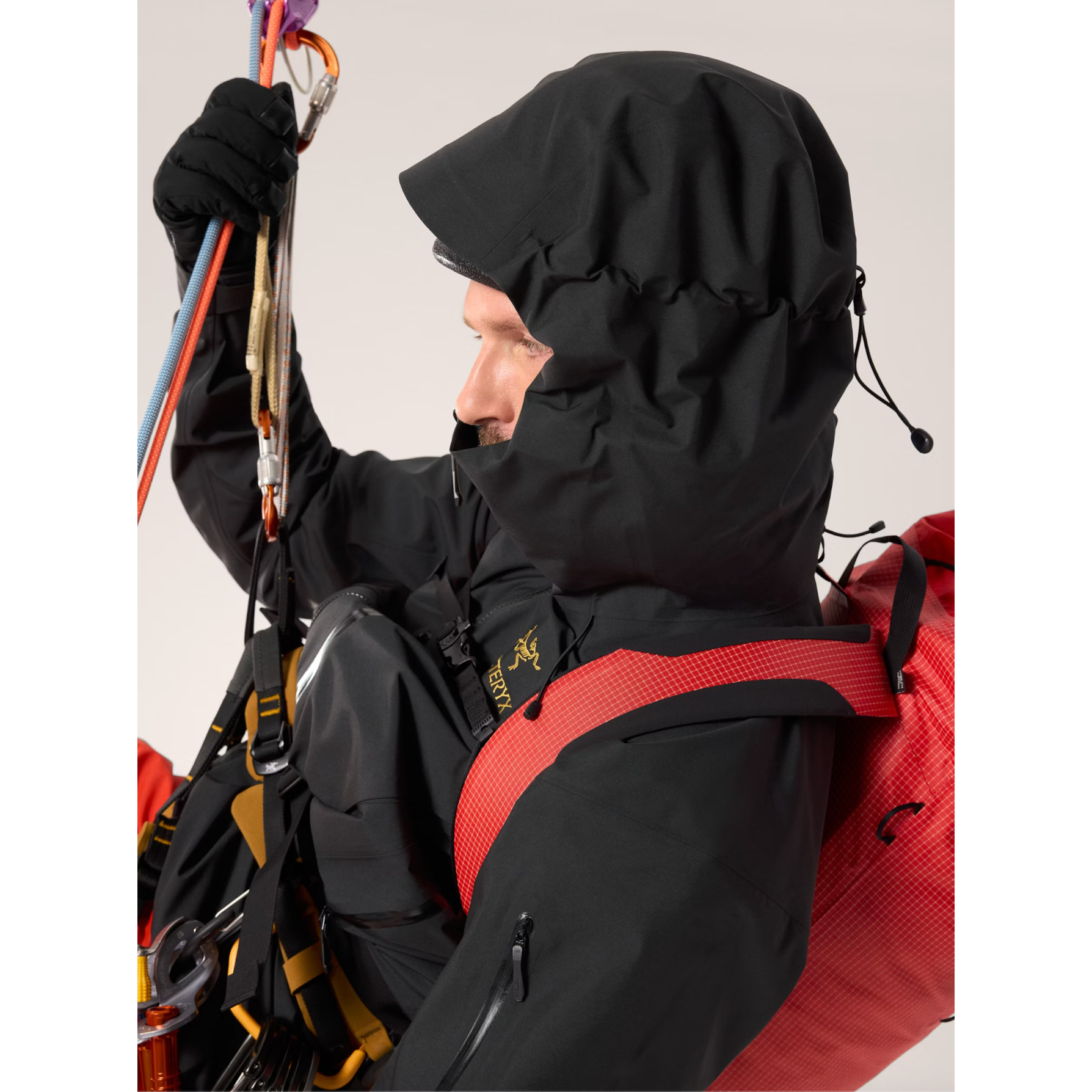 Arc'teryx Men's Alpha SV Jacket - Image 6