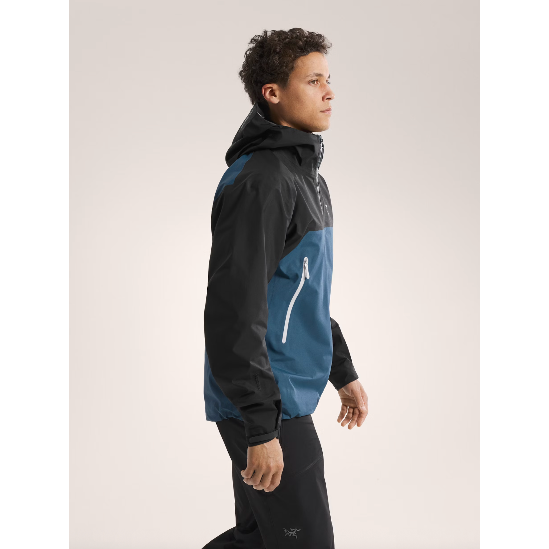 Arc'teryx Men's Beta Jacket - Image 4