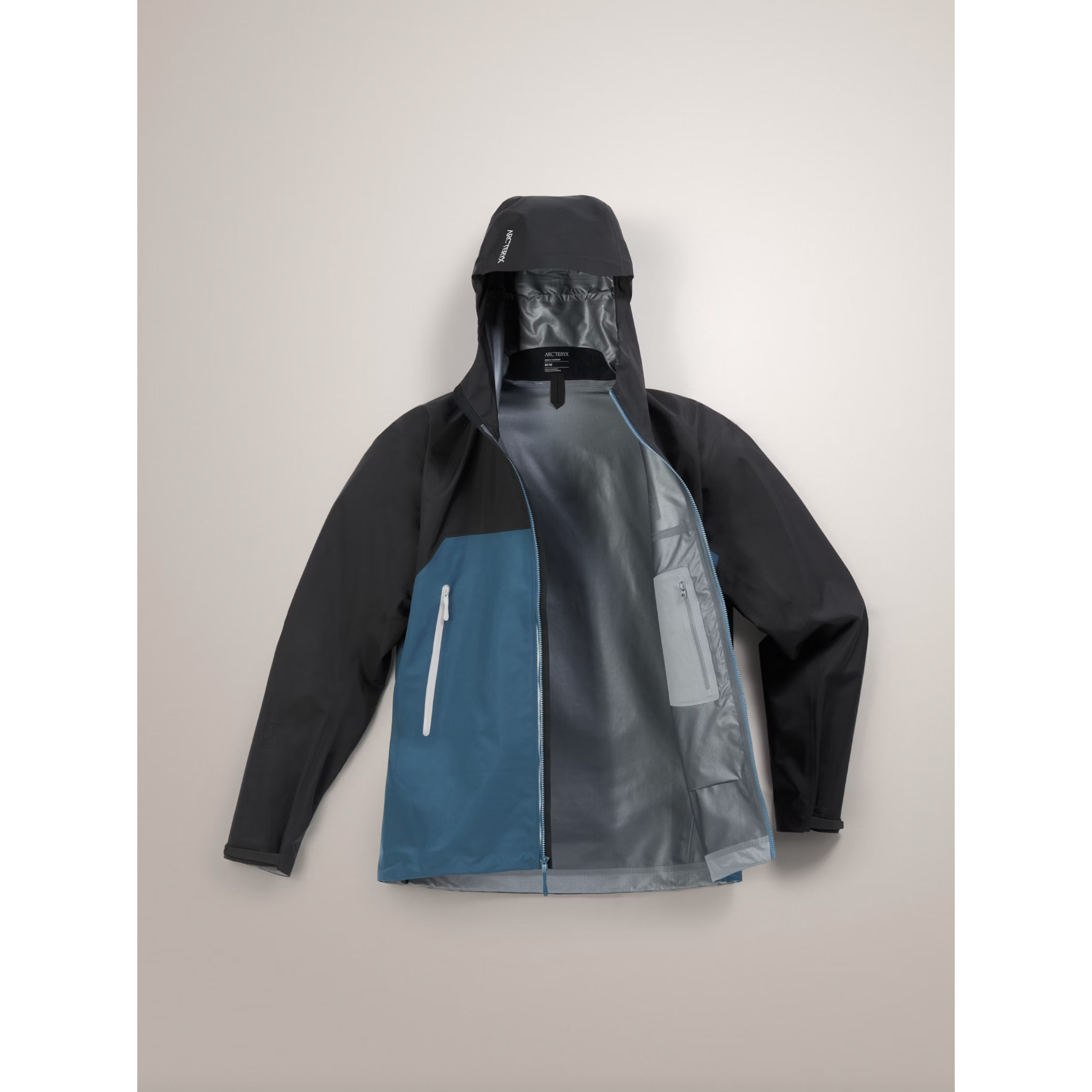 Arc'teryx Men's Beta Jacket - Image 7