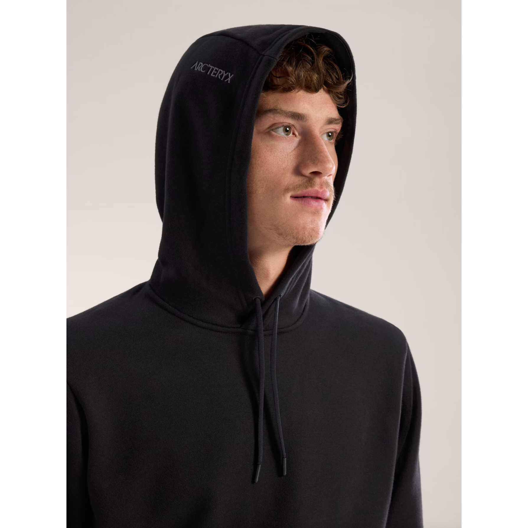 Arc'teryx Men's Emblem Fleece Hoody - Image 13