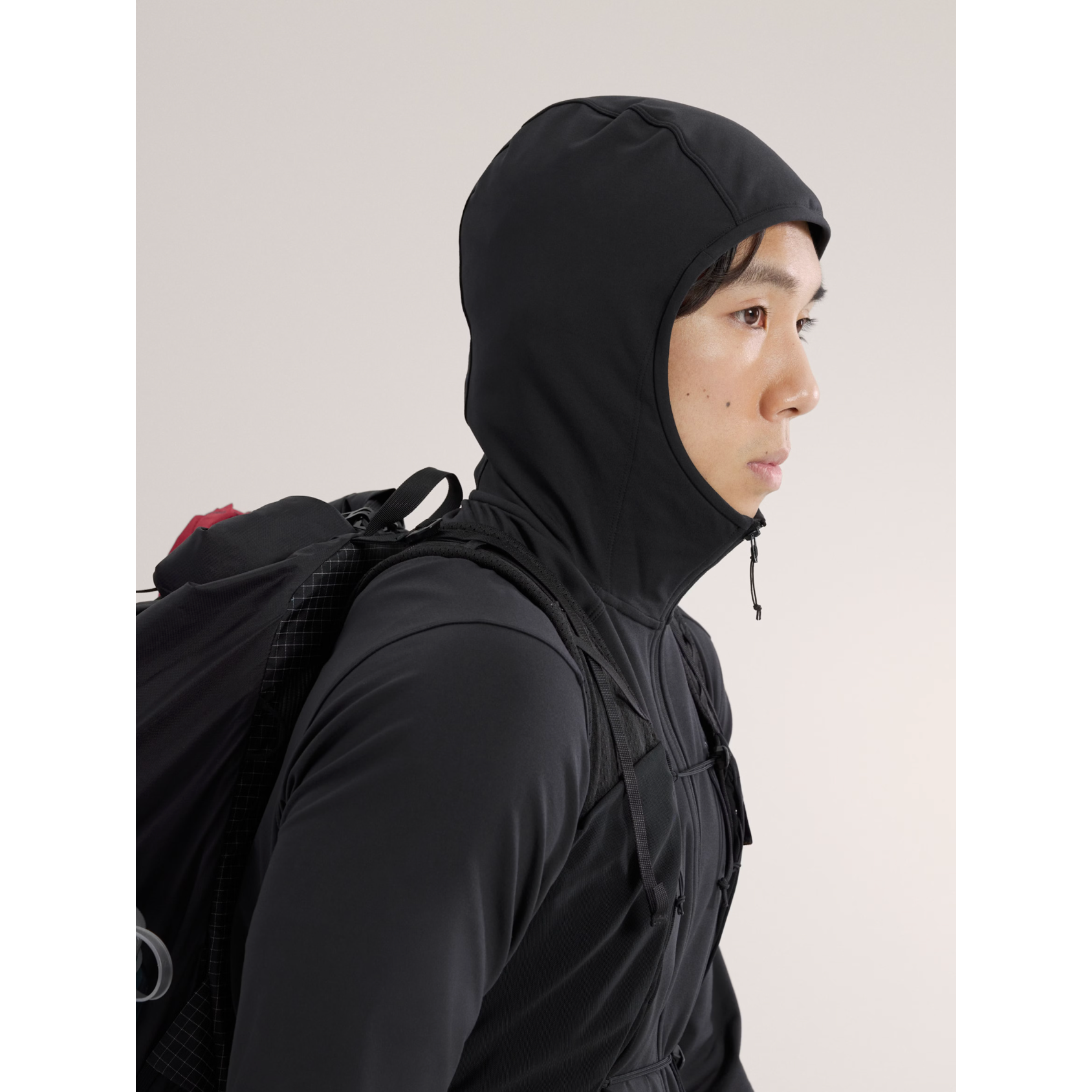 Arc'teryx Men's Kyanite Lightweight Hoody - Image 4