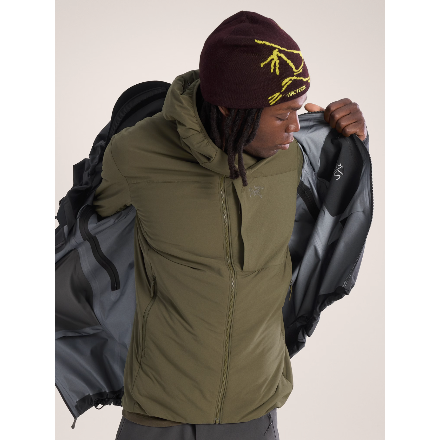 Arc'teryx Men's Proton Hoody - Image 10