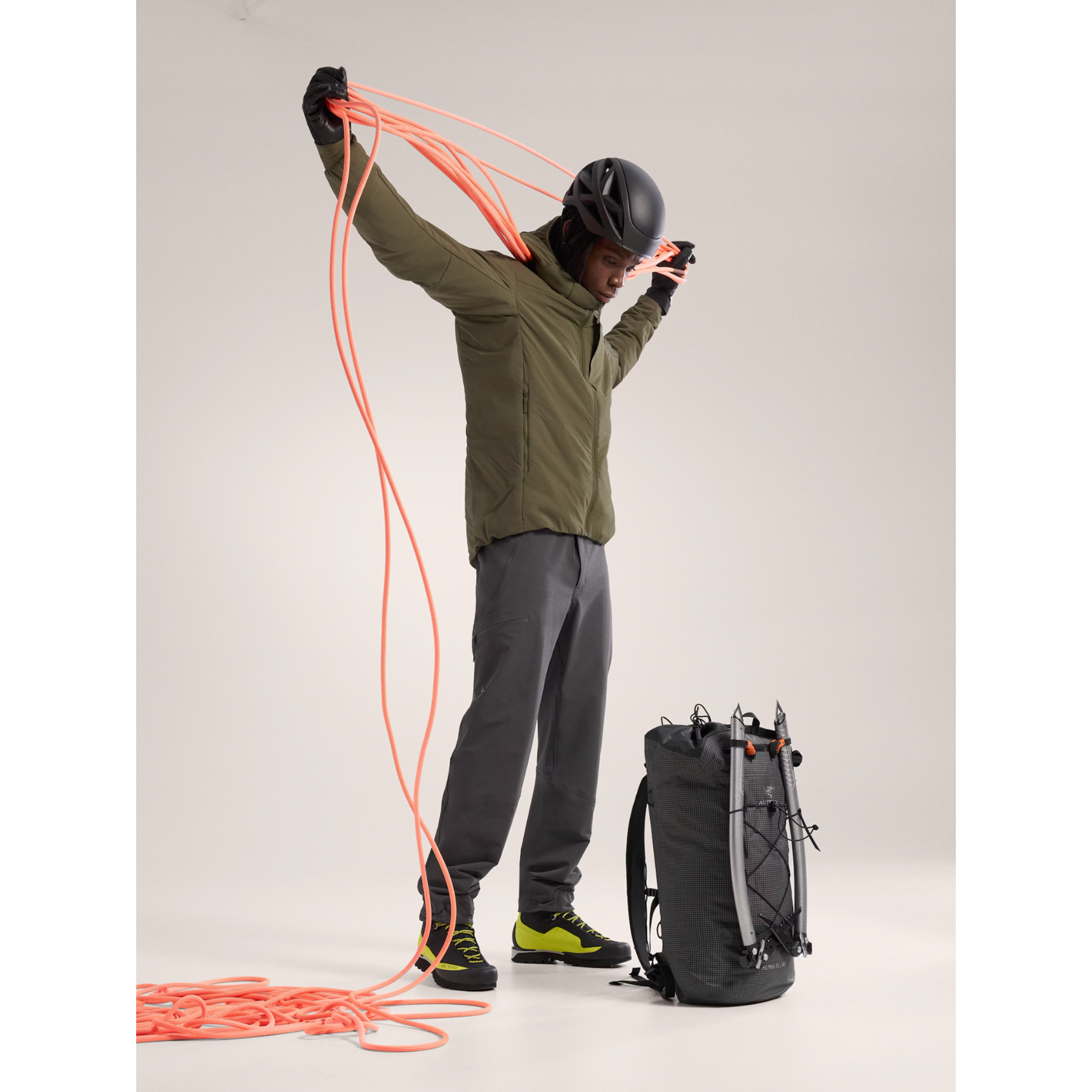 Arc'teryx Men's Proton Hoody - Image 11