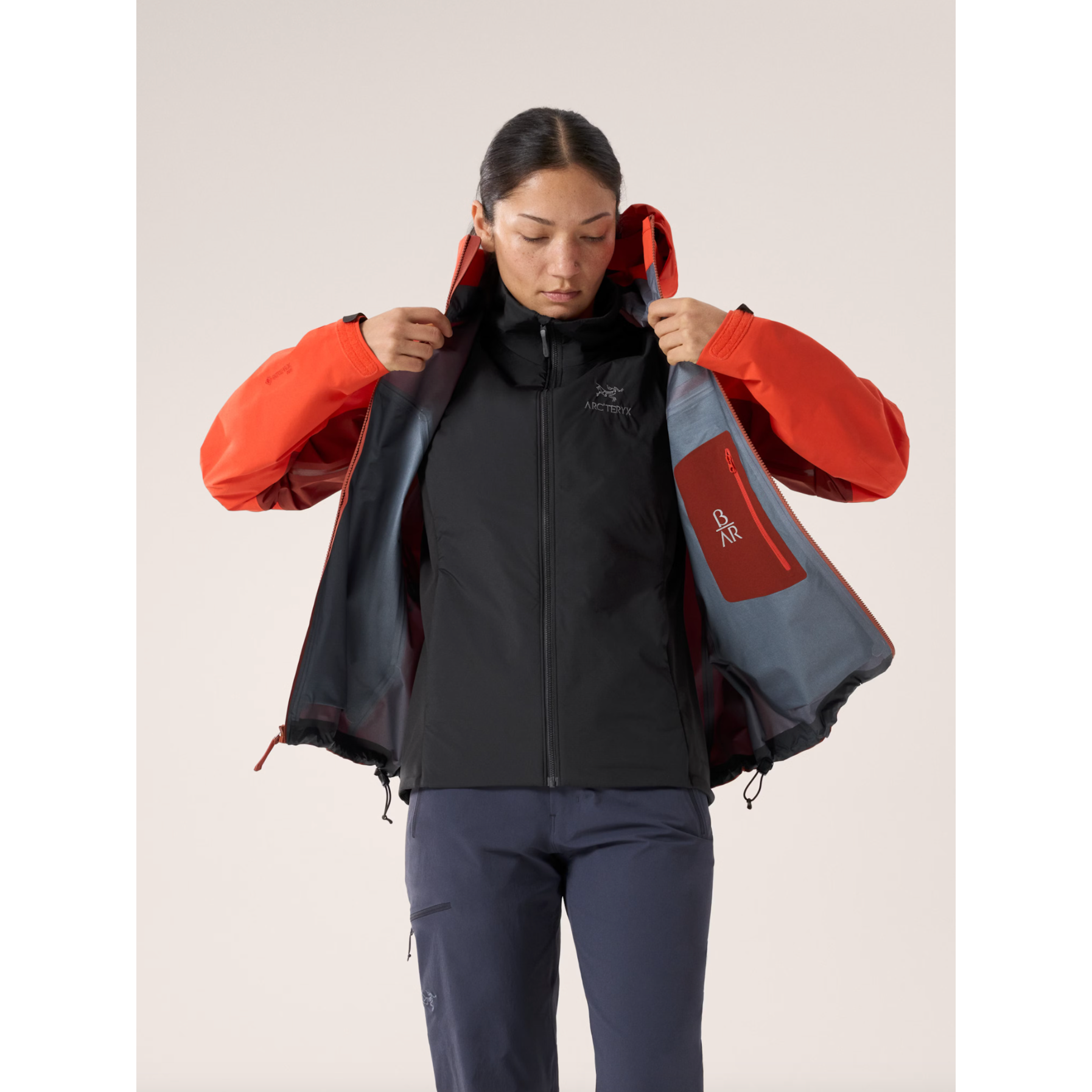 Arc'teryx Women's Atom Jacket - Image 2