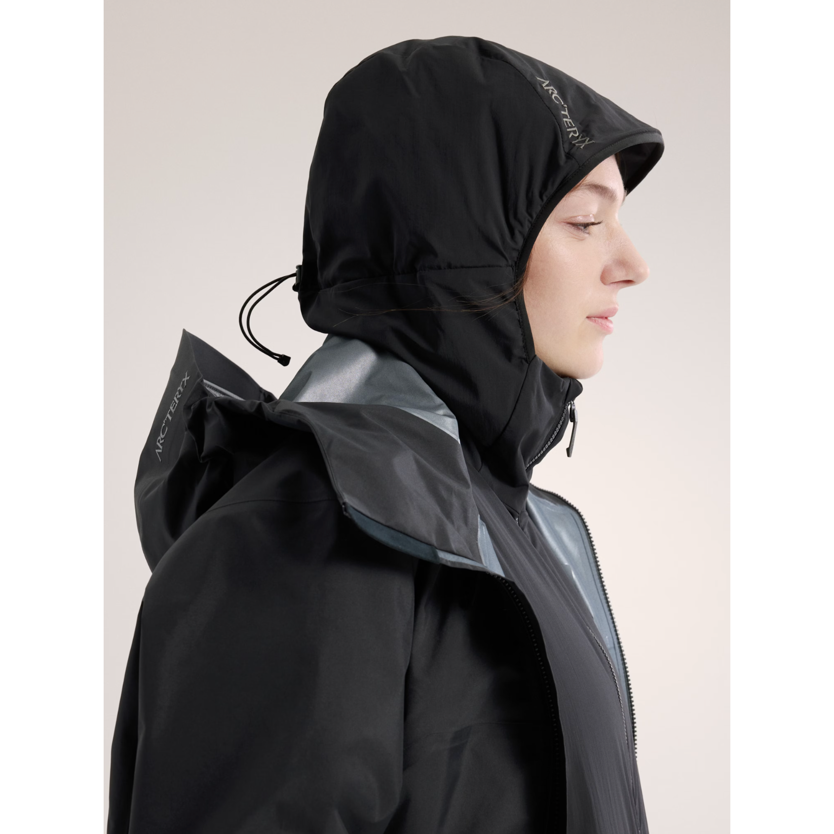 Arc'teryx Women's Atom SL Hoody - Image 6