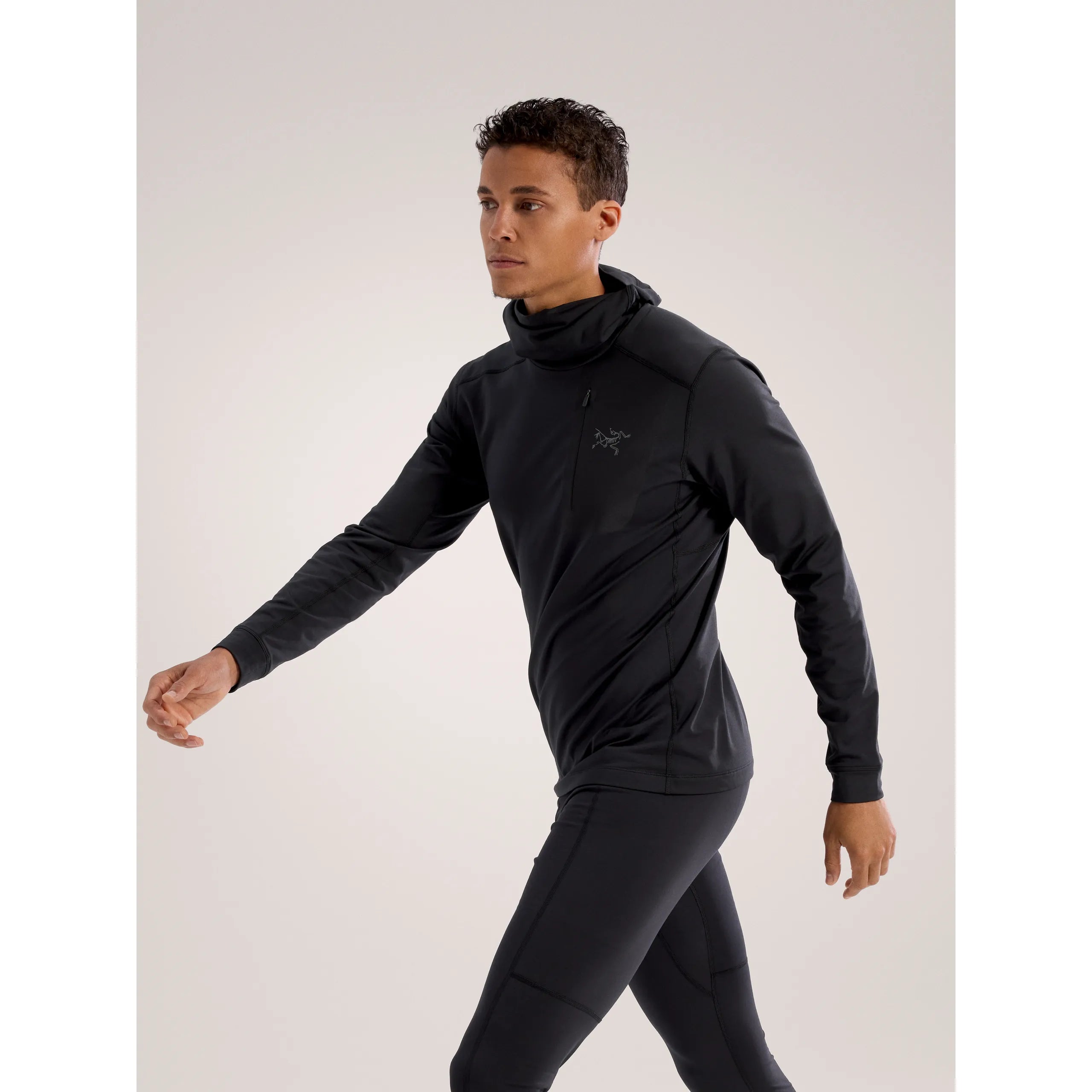 Arc'teryx Men's Rho LT Hoody in Black - Image 5