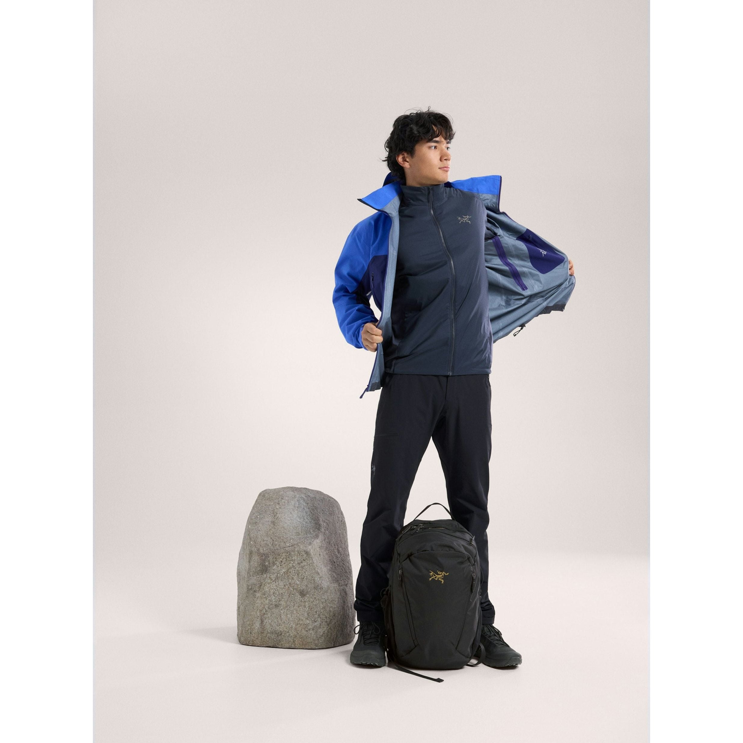 Arc'teryx Men's Atom Jacket - Image 5