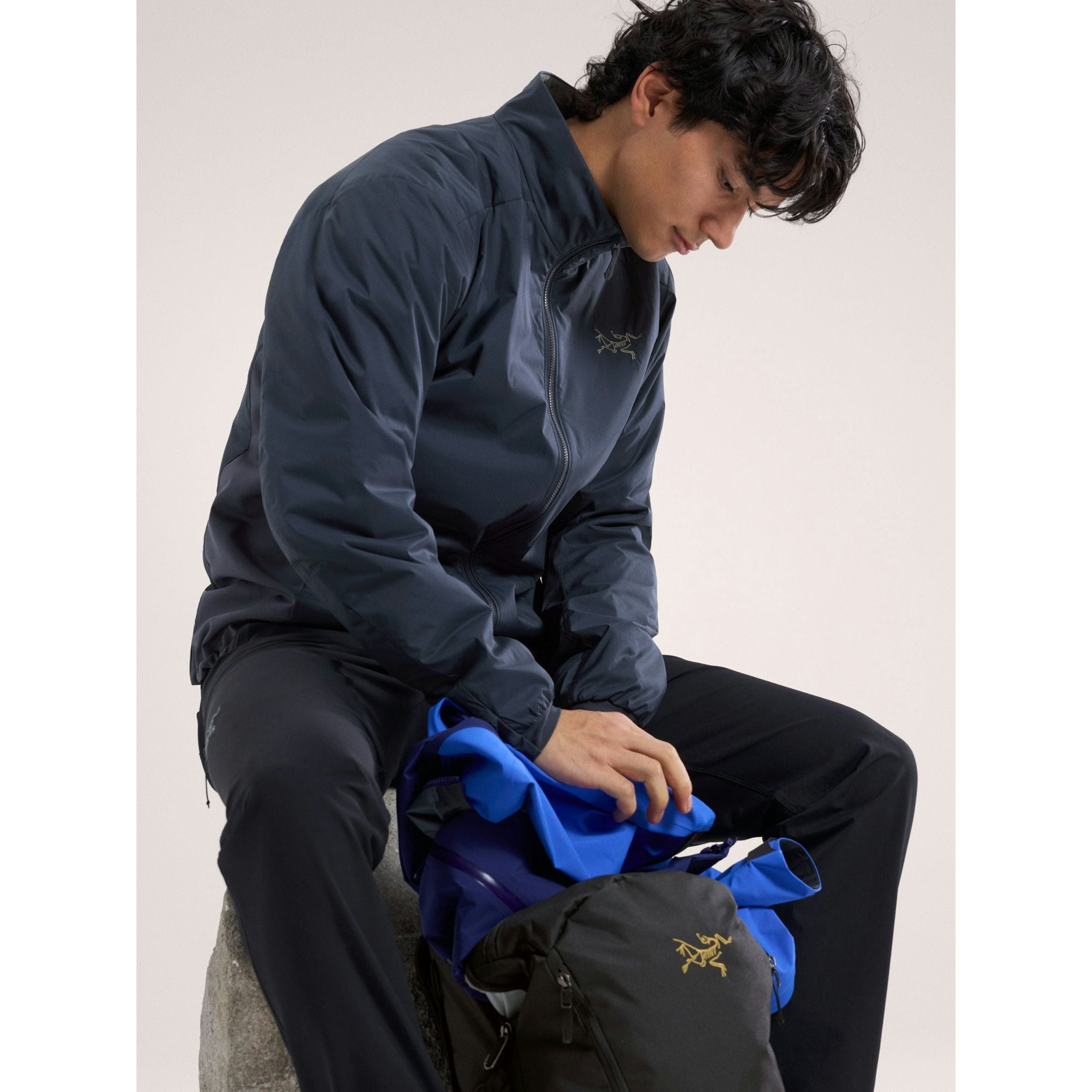 Arc'teryx Men's Atom Jacket - Image 2