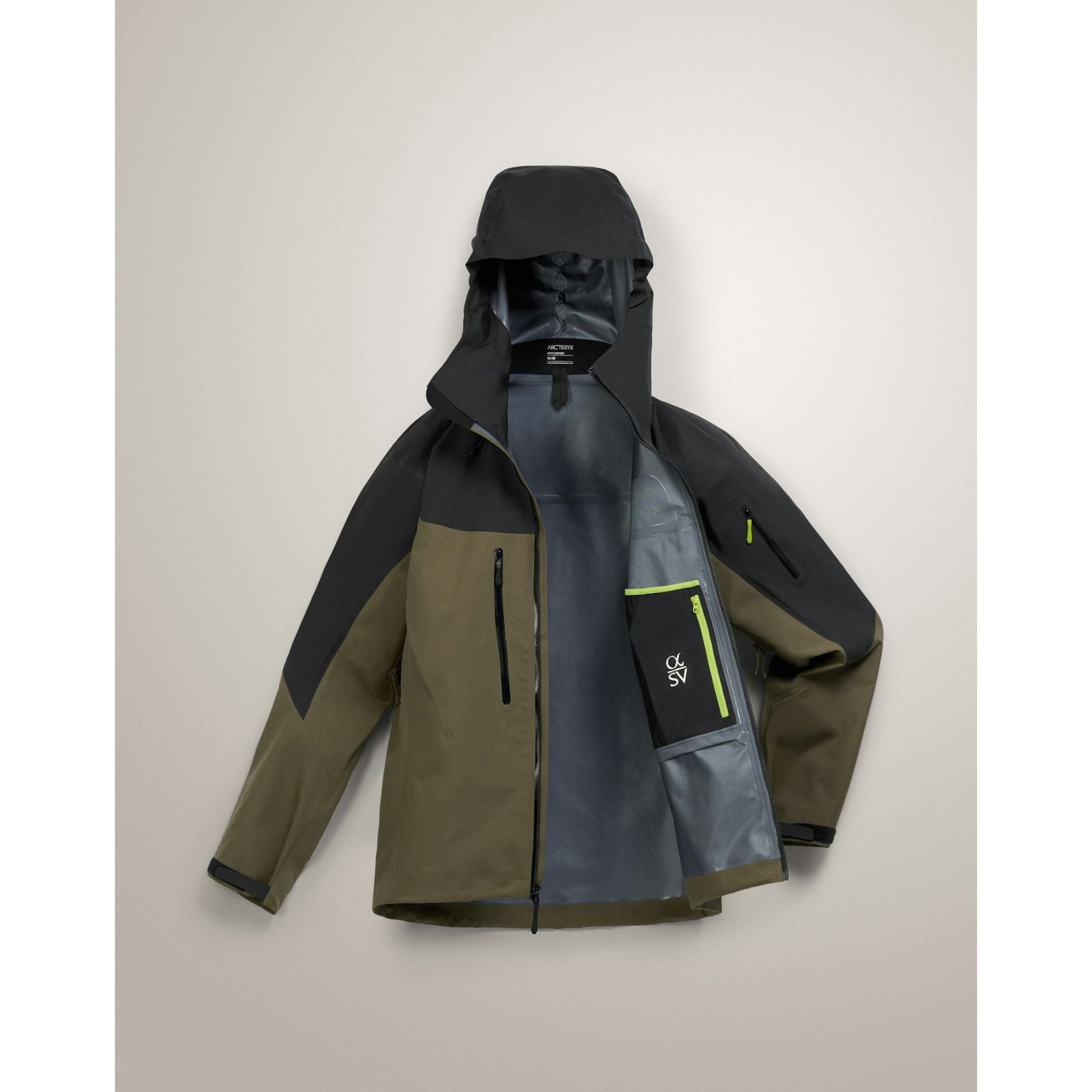 Arc'teryx Men's Alpha SV Jacket - Image 18
