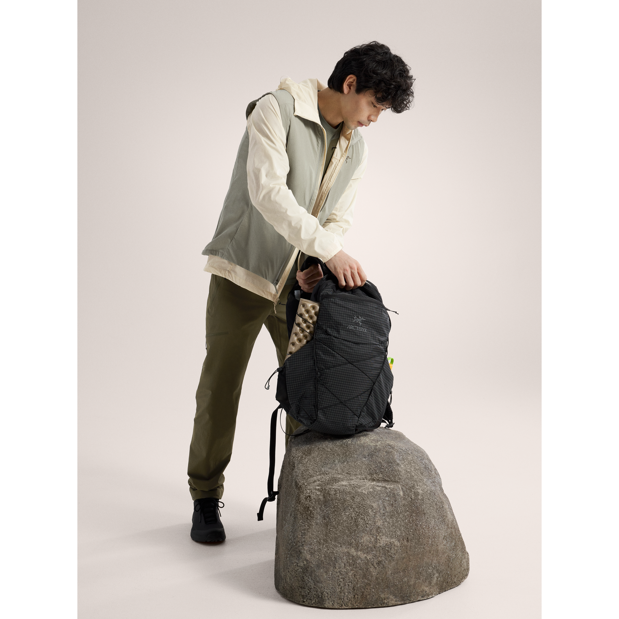 Arc'teryx Men's Atom Vest - Image 17
