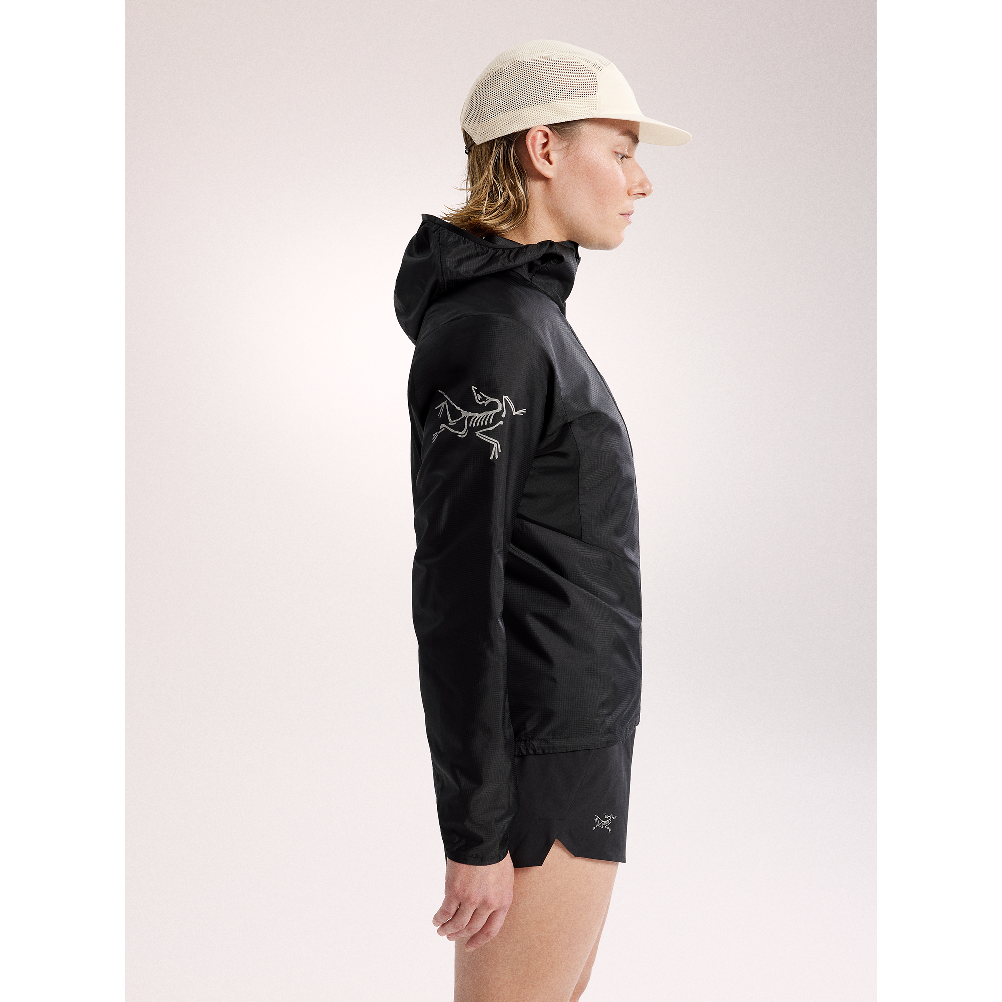Arc'teryx Women's Norvan Windshell Hoody - Image 6