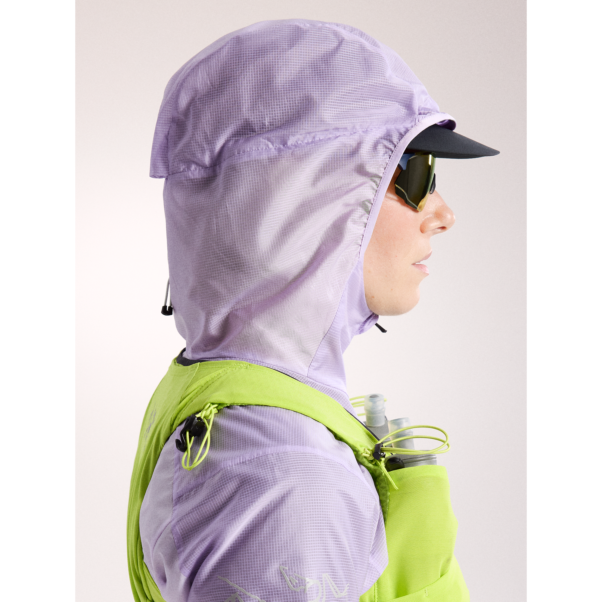 Arc'teryx Women's Norvan Windshell Hoody - Image 15