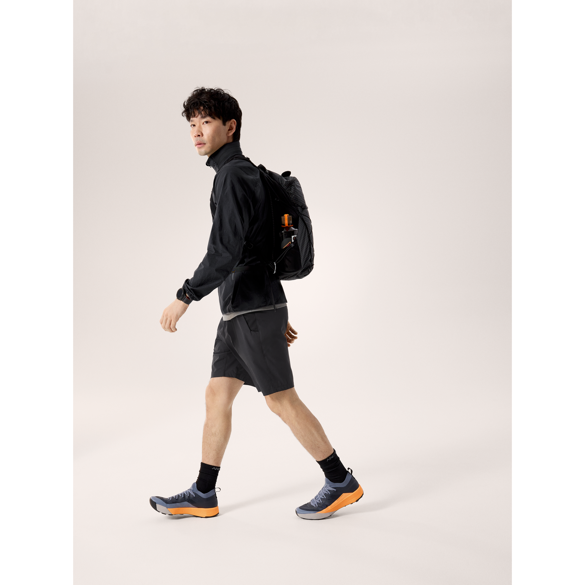Arc'teryx Men's Ossa Stowhood Jacket - Image 4