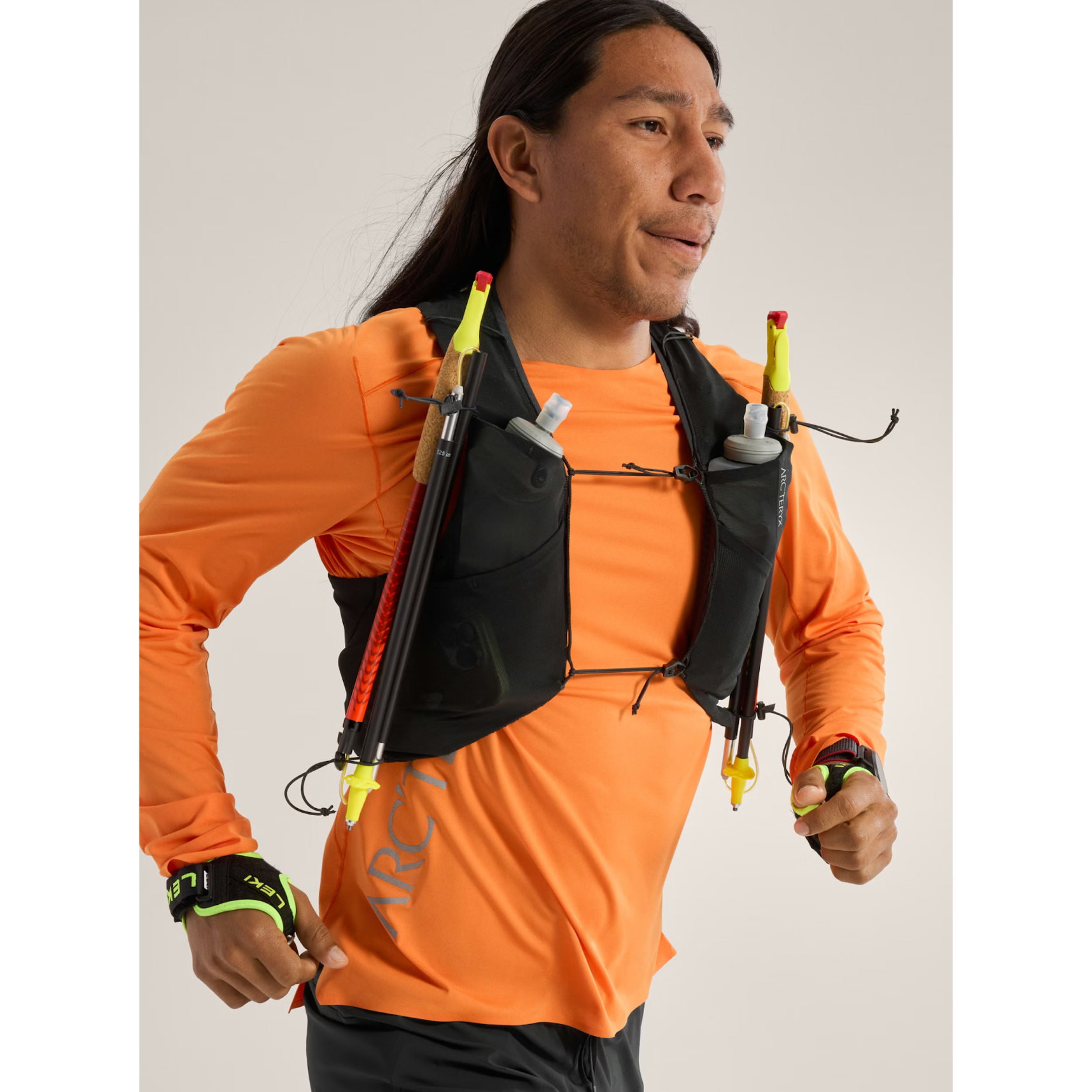 Arc'teryx Men's Norvan 7 Vest - Image 7