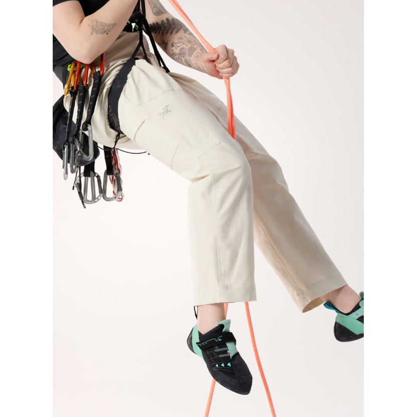 Arc'teryx Women's Clarkia Cotton Wide Leg Pant - Image 2